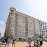 Daire Lecomte - The Shoreline Kursaal 65 *