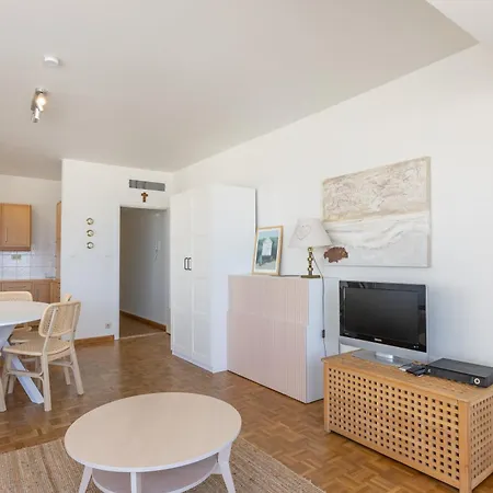 Lecomte - The Shoreline Kursaal 65 Apartment *